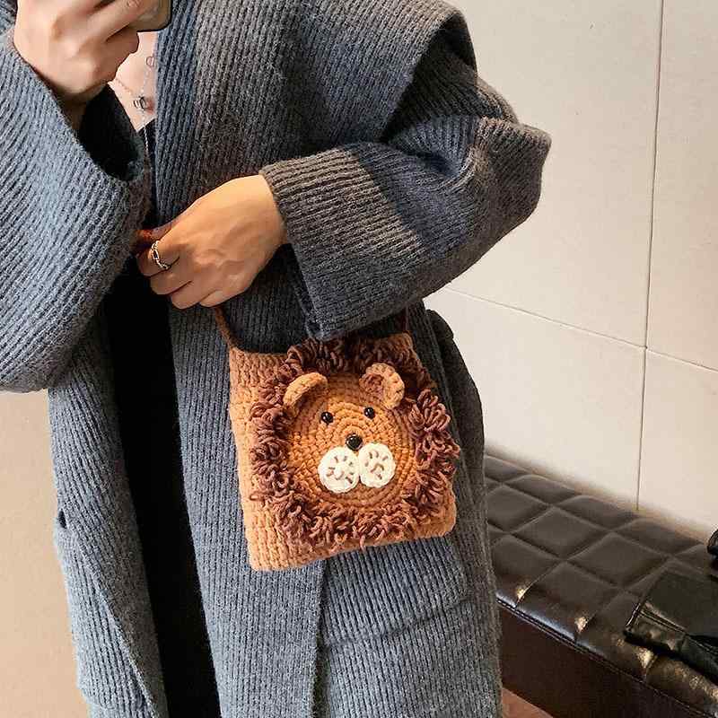 キッズ ショルダーバッグ かわいい 動物モチーフ 手編み コットン ミニバッグ ライオン ぬいぐるみ ポシェット 斜めがけ 秋冬