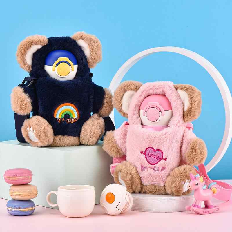水筒 キッズ 子供用 316ステンレス 保温 保冷 ストロー付き 500ml カバー付き 斜めがけ ぬいぐるみ かわいい 携帯用 通学 遠足 ブラウン ピンク ブルー イエロー