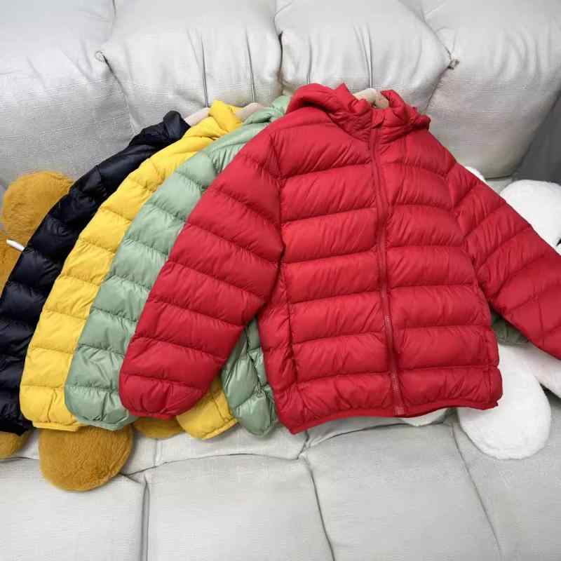 子供用羽毛ジャケット 長袖 アウター 取り外し可能フード付き 薄手 軽量 あったか 男女兼用 90cm 100cm..