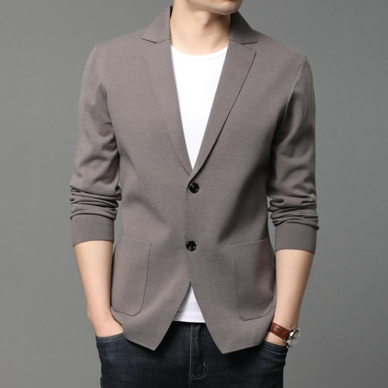 ・カテゴリ: カジュアルスーツ・スタイル: ビジネス・対象年齢: 成人・対象: 男性・素材: ポリエステル・生地: 化学繊維混紡・フィット: スリム・襟の形: スーツ襟・前立て: シングルブレスト・柄: 無地・袖丈: 長袖・着丈: レギュラ...