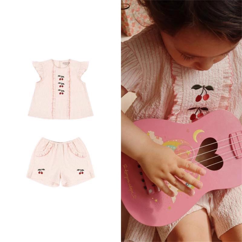 子供用セットアップ 北欧風 女の子用 さくらんぼ柄 ノースリーブトップス ショートパンツ 春夏 薄手 綿95％