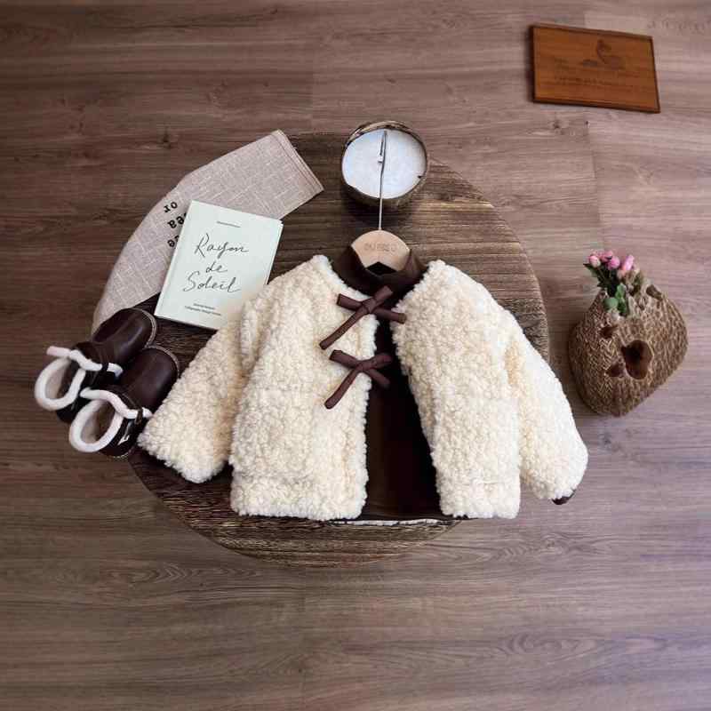 子供服 アウター 秋冬 女の子 韓国風 ボア ジャケット コート 厚手 ショート丈 トップス 普段使い 防寒着 あたたかい 裏地付き 90 100 110 120 130