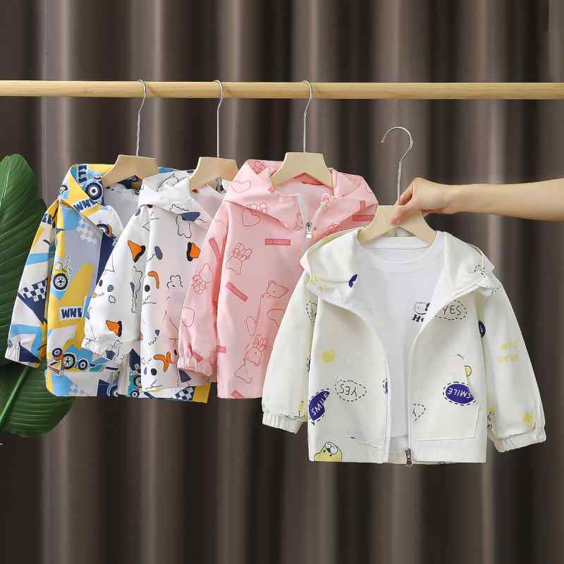 子供服 アウター ジャケット 長袖 男女兼用 キッズ ファッション パーカー ジップアップ ポリエステル 秋 ホワイト 白色 小猫 小熊 車 スポーツ カジュアル 80cm 90cm 100cm 110cm 120cm 130cm 140cm 150cm