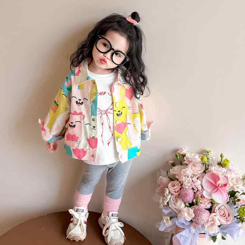 子供服 ジャケット 女の子 アウター 春秋物 韓国風 かわいい ガールズトップス 小学生 中学生 綿 短め丈 長袖 イラスト プリント ブラック ピンク系 90cm 100cm 110cm 120cm 130cm 140cm