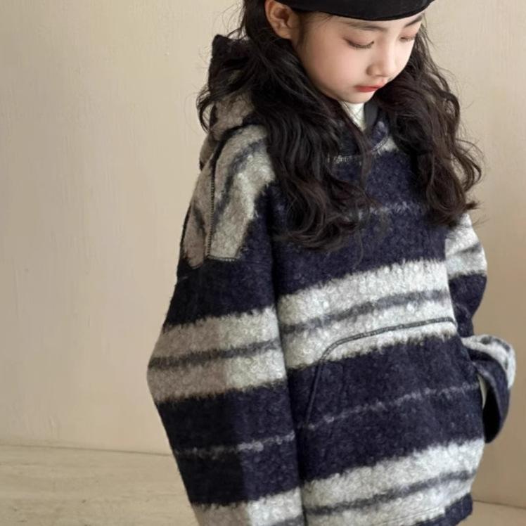 子供服 パーカー 女の子 スウェット トレーナー アウター 春秋 ストライプ 切り替え 140cm 150cm 160cm かわいい 普段使い お出かけ