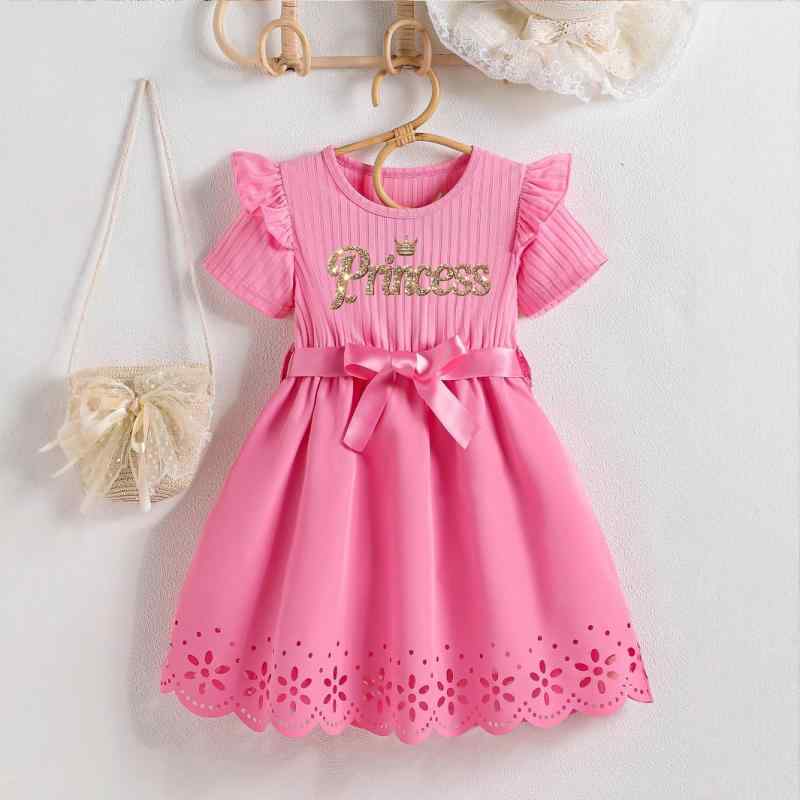 ワンピース 女の子 キッズ プリンセス風 アルファベット柄 バタフライ リボン ウエストマーク 半袖 ラ..