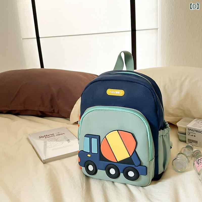 ・カラー: ブラック, グリーン, 浅ブルー, 深ブルー, カーキ, ブラック(挂件付き), グリーン(挂件付き), 浅ブルー(挂件付き), 深ブルー(挂件付き), カーキ(挂件付き)・素材: ナイロン・裏地: ポリエステル・機能: 通気性, 防水, 超軽量, 耐摩耗, 拡張, 減圧, 脊椎保護・スタイル: 童趣, かわいい・柄: 漫画, アニメ・流行要素: ステッチ, 配色・イメージ: かわいい・対象: 男女兼用・対象年齢: 幼稚園年中・シーン: 学校・背負システム: エアクッションベルト