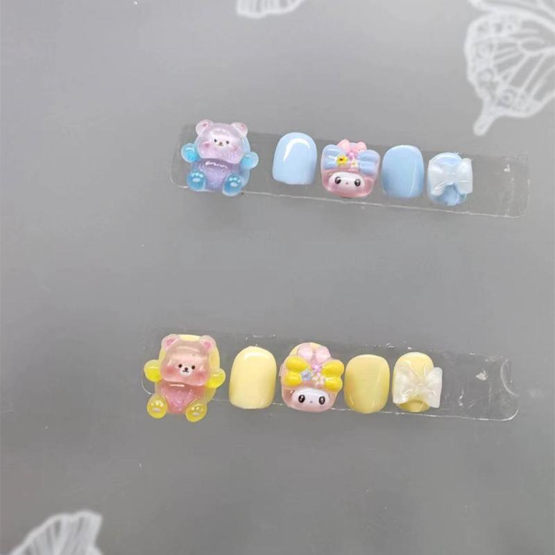Other - ネイルチップ キッズ 子供用 かわいい おしゃれ つけ爪 付け外し簡単 カートン キャラクター 美楽蒂 抱抱熊