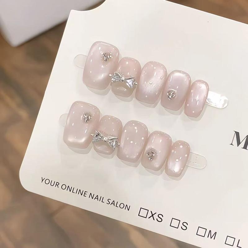 つけ爪 レディース ネイルチップ 接着剤付き 猫目石風 ジェルネイル風 蝶結び ガラスビーズ 短い爪 シ..