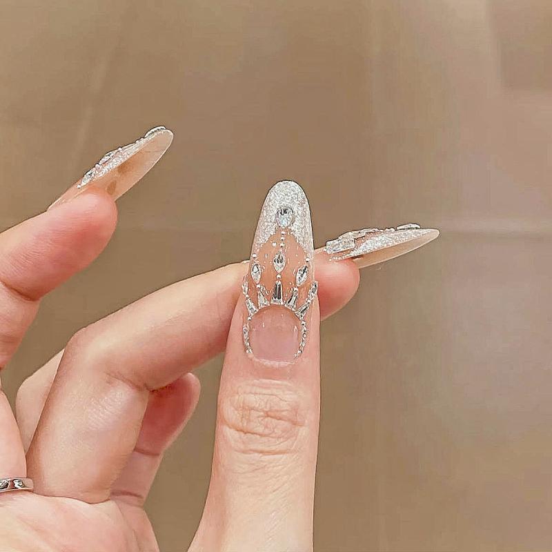 つけ爪 ネイルチップ レディース 王冠風 ジルコニア ショート 楕円 かわいい 爆光 纯欲風 韓国風