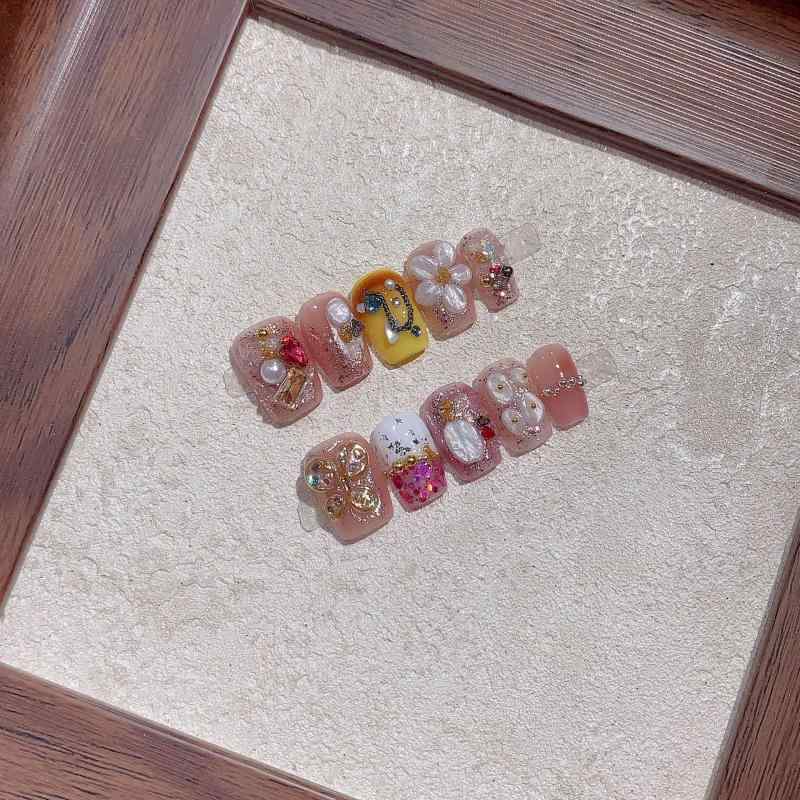 ・カテゴリ: ネイルチップ・スタイル: 可愛い、猫目、スイート、中国風、セクシー、超薄型、軽奢風・タイプ: 短め、ウェアラブル・デザイン: 花、貝殻、星・対象: 女性、子供、一般・カラー: XS, S, M, L