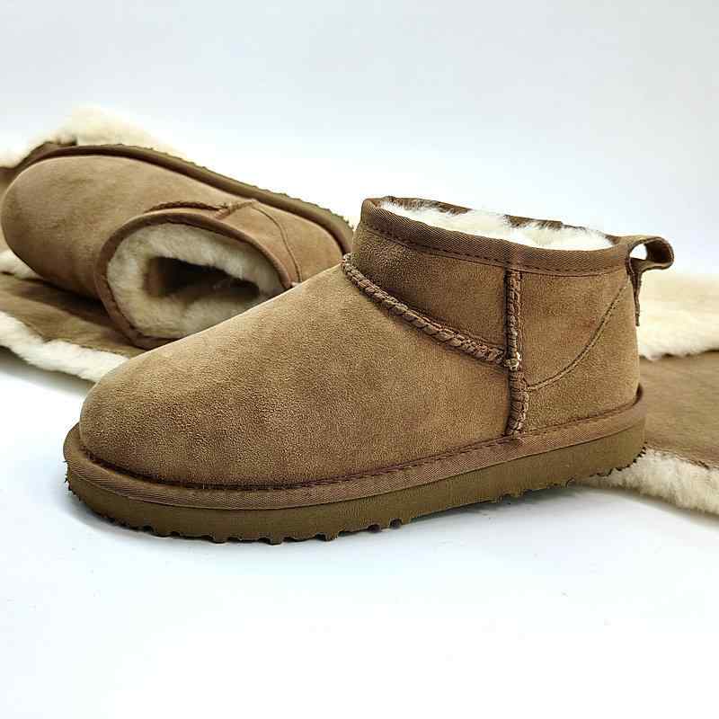 ショートブーツ レディース 羊毛 ムートン あったか 防寒 ローヒール ラウンドトゥ スリッポン 履きやすい 滑り止め 秋冬 普段使い 栗色 グレー ブラック チョコレート