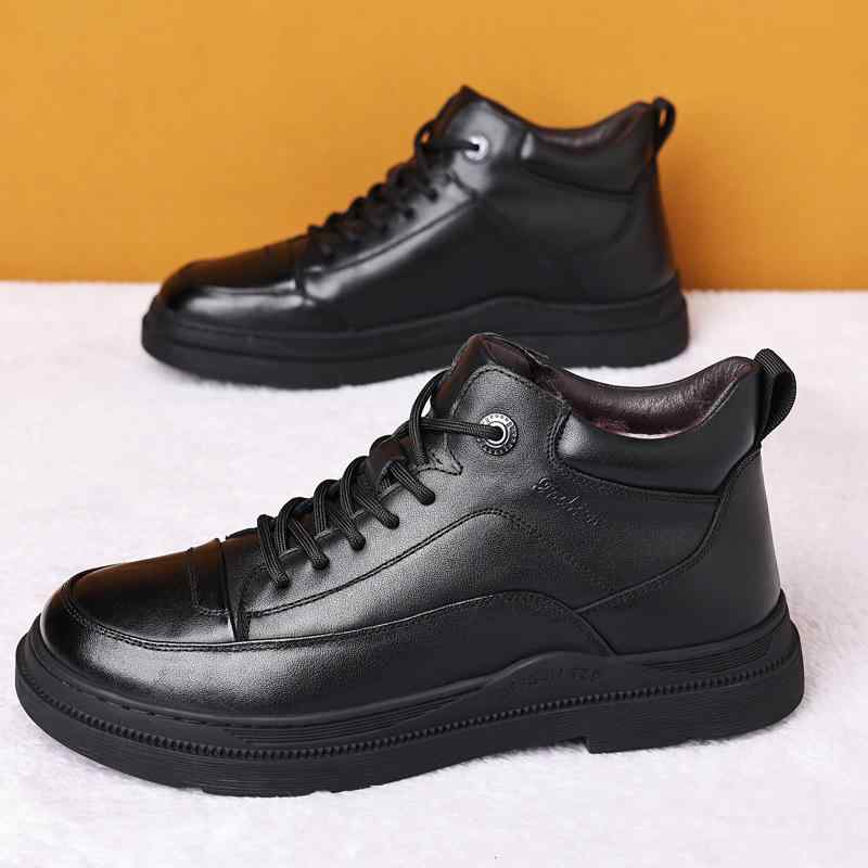 皮靴 メンズ 男性用 ウィンターブーツ ワークブーツ 本革 牛革 羊毛 裏起毛 あったか 防寒 滑り止め 厚底 ラウンドトゥ レースアップ 普段使い カジュアル ブラック