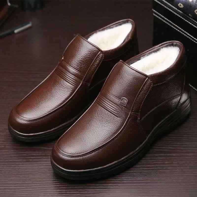 雪地靴 メンズ 男性用 本革 レザー ムートン あったか 防寒 防滑 ラウンドトゥ ローヒール ワークブーツ カジュアル 普段使い ブラック 黒 ブラウン 茶色