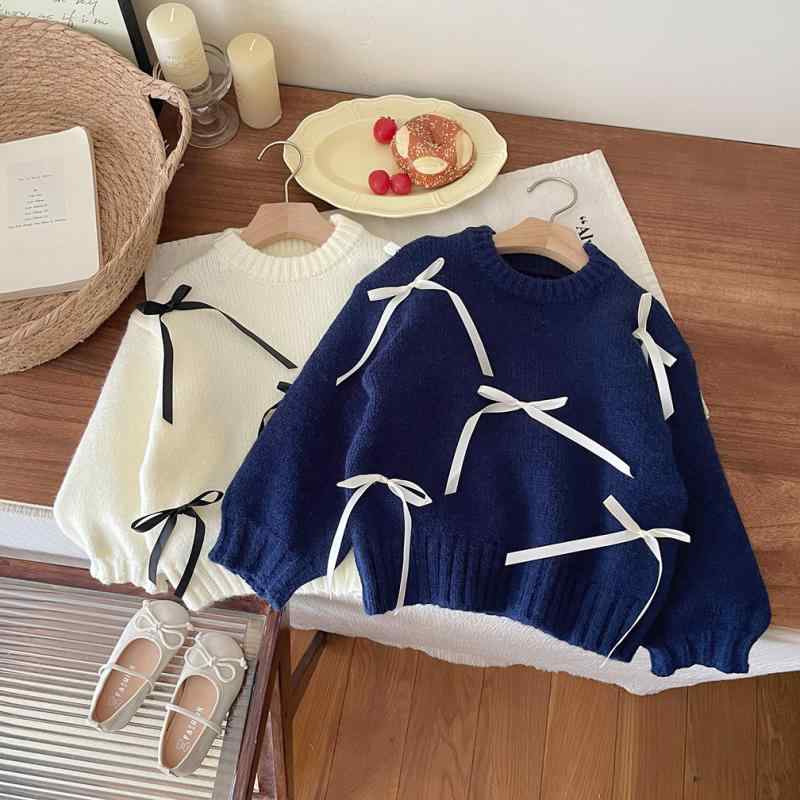 ニット・セーター ガールズ 秋物 ニットトップス 子供服 女の子 ケーブル編み セーター かわいい 蝶結び 厚手 防寒 普段着 通園 通学 ベージュ系 ネイビー系