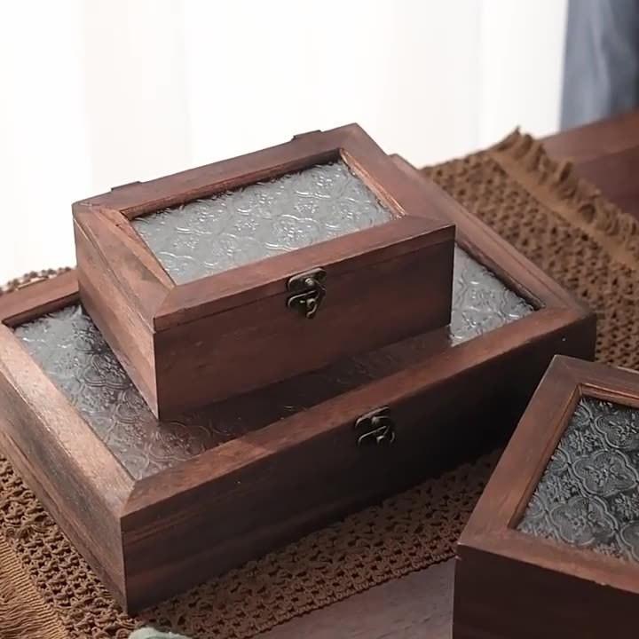 小物入れ 木製 レトロ 海棠花柄 リビング 居間 卓上 防塵 アクセサリーケース 高級感 収納ボックス 雑貨収納 桃木 ロゴ