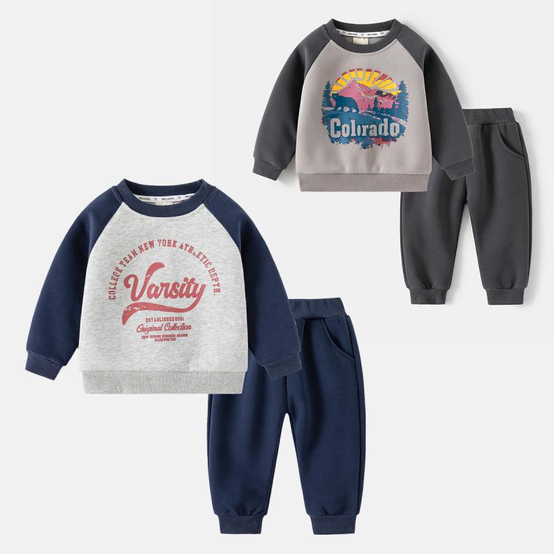 ・対象: 男の子・スタイル: スポーツ・セット内容: トップス、ボトムス・袖丈: 長袖・パンツ丈: フルレングス・柄: キャラクター・素材: 綿混紡・主な素材の組成: 綿58%・色: グレー袖、ネイビー袖・対応身長: 90cm、100cm、...