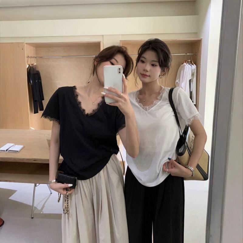 Tシャツ レディース Vネック 切り替え レース 花柄 半袖 トップス 韓国風 無地 コットン混紡 接触冷感 ゆったり 学院風 かわいい 白 黒 春夏
