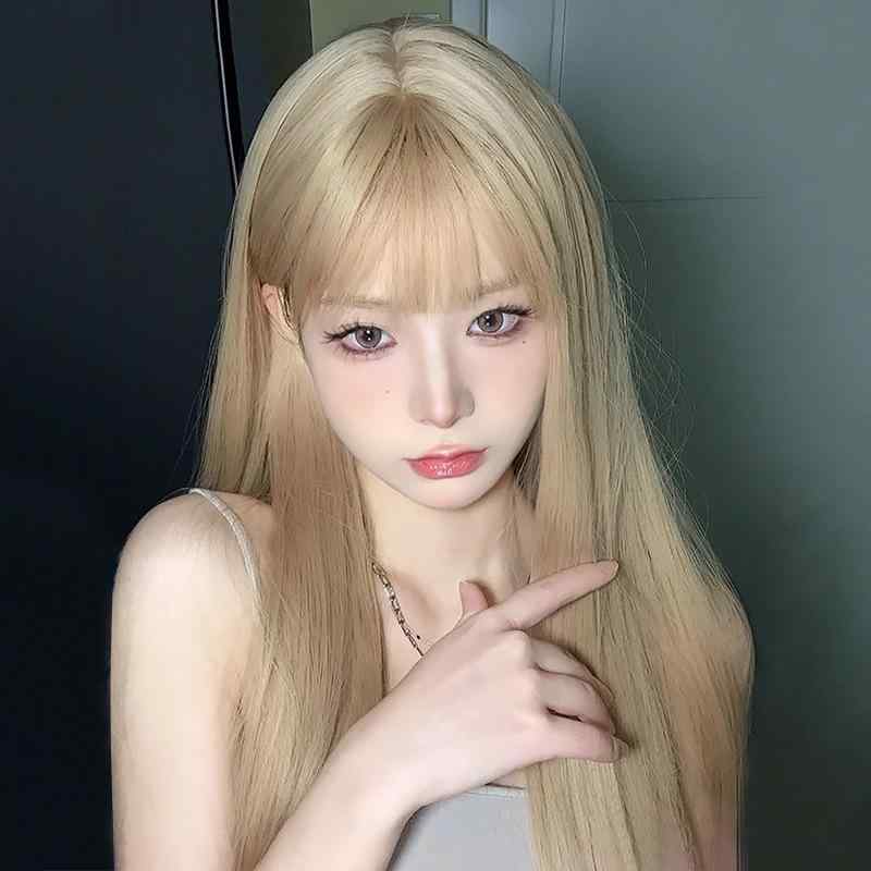 ・スタイル: スイート・ヘア素材: 高温シルク・製法: 機械織り・ヘアスタイル: ロングストレート・カラー: オフホワイト（通常）、オフホワイト（姫カット）・付属品: ヘアネット、ヘアクリップ、スチールコーム、ケアローション、ケアセット