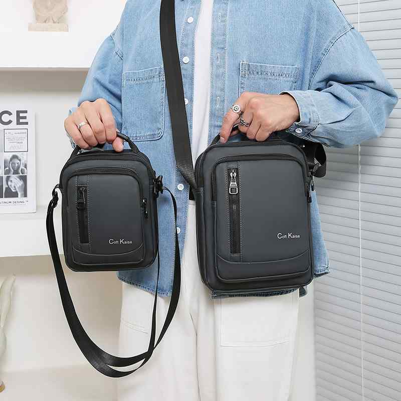 ショルダーバッグ 男性用 大容量 防水 通勤 手提げ 斜めがけ 鞄 ビジネス カジュアル 旅行 9インチ グ..