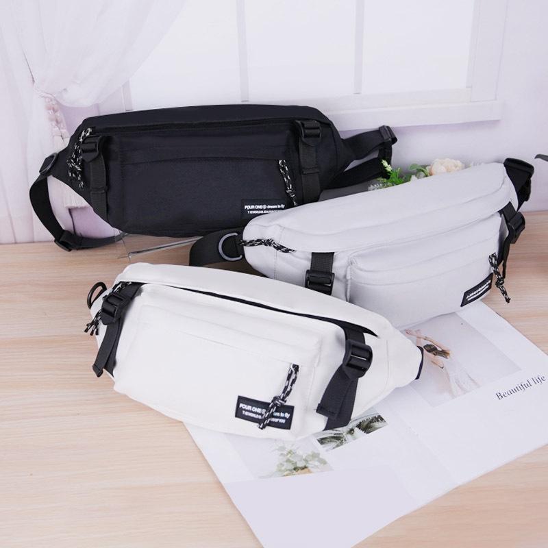 ・スタイル: 無地・素材: オックスフォード・裏地: ポリエステル・カラー: グレー、ホワイト、ブラック (挂件の有無で選択)・サイズ: フリー・対象: メンズ・製品カテゴリ: メンズボディバッグ・PC収納サイズ: 20.32cm