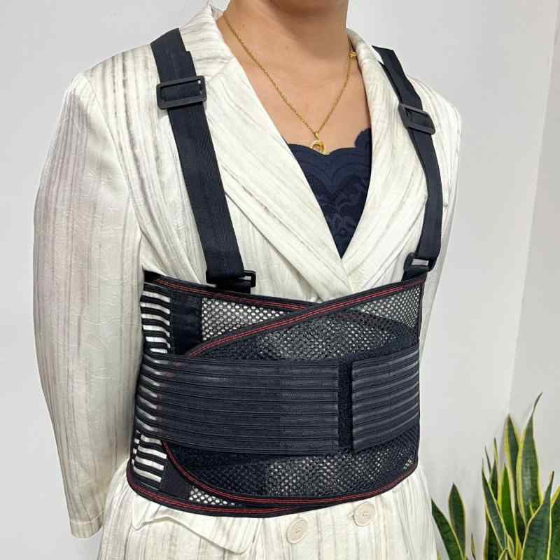 腰サポーター 調節可能 保温 通気性 鋼板入り 腰部サポート 腰痛ベルト ショルダーベルト付き ずれ防止..