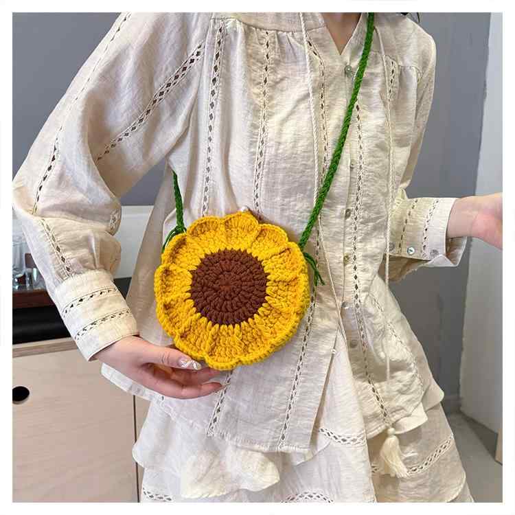 ニット バッグ レディース 斜めがけ ミニ ショルダーバッグ かわいい 花柄 編み込...
