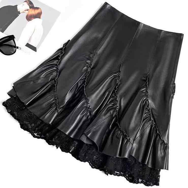 スカート レディース 秋冬 PUレザー Aライン フレアスカート ひざ丈 レース 切り替え 膝丈 ミモレ丈 フェイクレザー 合皮 黒 ブラック 上品 きれいめ エレガント 高見え