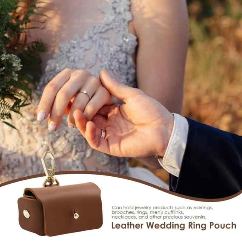 指輪 ピアス 収納袋 レディース アクセサリーケース 携帯用 レザー調 イヤリング ネックレス 小物入れ ジュエリーボックス ブラック ブ..