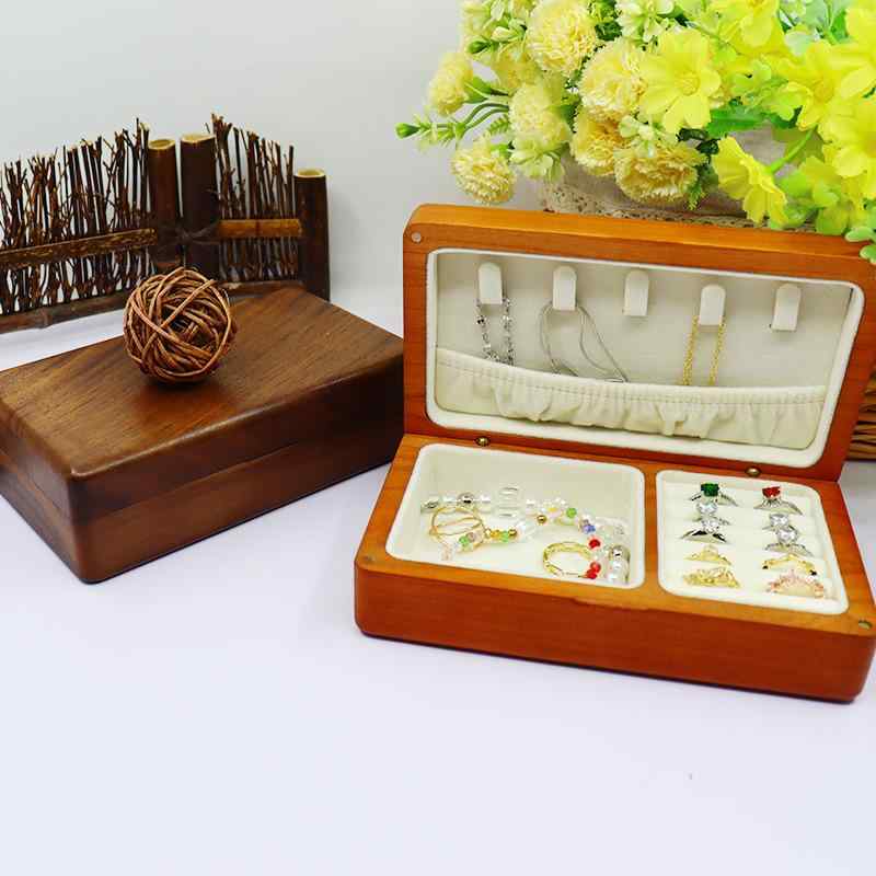 アクセサリーケース レディース 木製 大容量 ジュエリーボックス 携帯用 胡桃色 スクエア型 ネックレス 指輪 ピアス 収納ケース 旅行 記念日