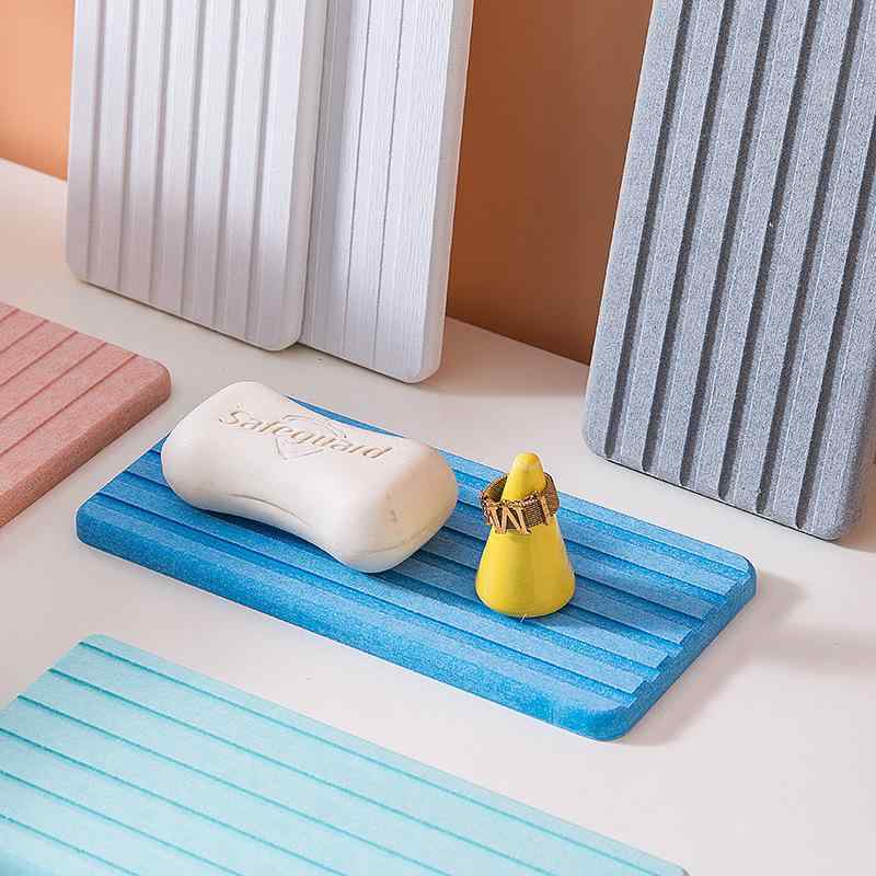 珪藻土コースター 吸水マット 浴室 コップ 置き 珪藻土マット キッチン ダイニング テーブル 茶托 断熱..