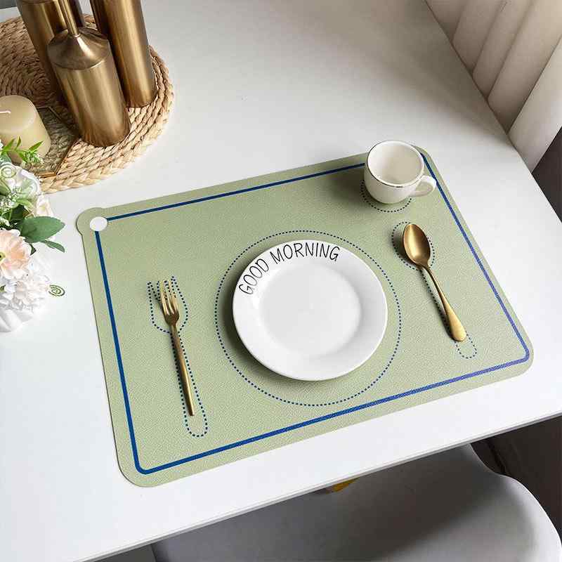 テーブルマット 子供用 PUレザー 撥水 防汚 ランチョンマット カートゥーン かわいい 給食マット 幼稚園 小学生 正方形 41.5cm 30cm