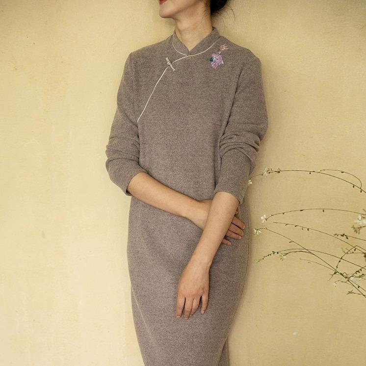 ワンピース レディース 秋冬 刺繡 チャイナドレス Aライン 立襟 九分袖 ロング丈 栗色 禅意 文芸風 コットン