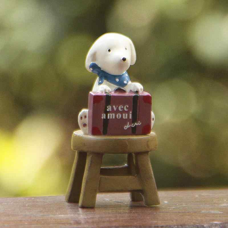 ガーデニング雑貨 犬 ドッグ モチーフ スツール 椅子 オブジェ 置物 樹脂製 庭 玄関 部屋 デスク 飾り ..