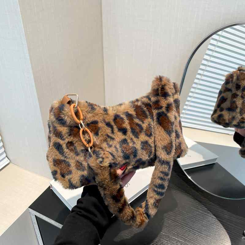 バッグ レディース ハンドバッグ 枕型 鞄 韓国 ファッション トレンド ショルダーバッグ キャンバス ホワイト ピンク ブラウン