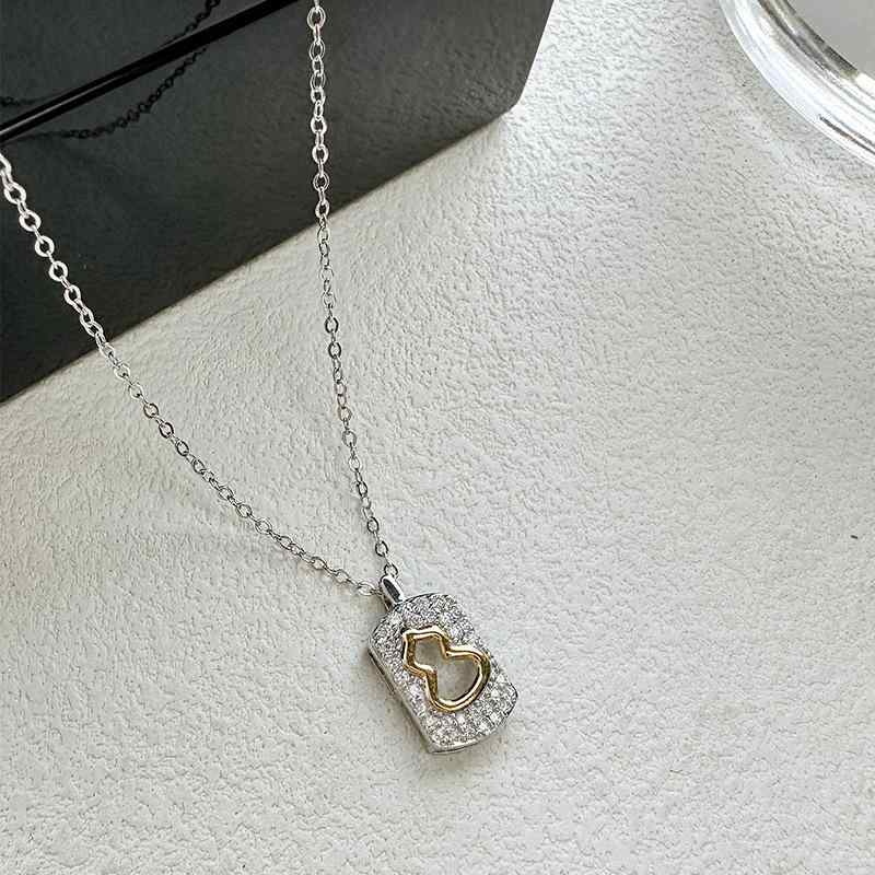 Pearl White - ネックレス レディース S925 シルバー ペンダント 幾何学模様 葫芦 ヒョウタン アラベスク 透かし 十字チェーン エレガント 高見え デイリー パーティー