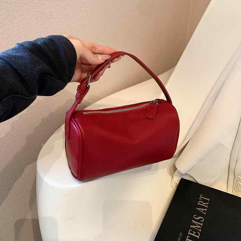 ショルダーバッグ レディース 春 水桶型 鞄 斜めがけ PUレザー 細見え 赤色