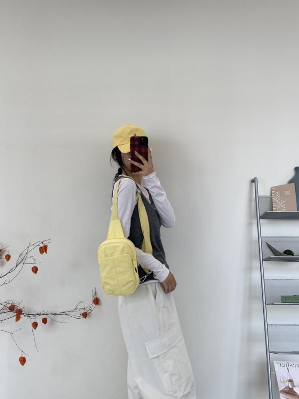 ボディバッグ レディース マカロンカラー 尼ロン 小さめ ショルダーバッグ 斜めがけ かわいい おしゃれ クラシックブラック シチリア島風 金パーム リード