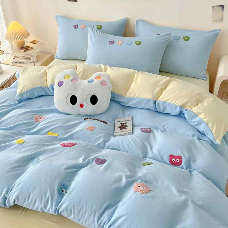 ・スタイル: カートゥーン・柄: カートゥーンアニメ、植物・花・サイズ展開: 1.2mベッド用3点セット、1.5mベッド用4点セット、1.8mベッド用4点セット、2.0mベッド用4点セット・種類: ベッドシーツタイプ、ボックスシーツタイプ・...