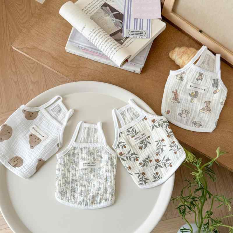 ペット服 猫用 犬用 ノースリーブ 開き カーディガン ガーゼ かわいい ベスト ドッグウェア 日焼け止め 薄手 抜け毛防止 花柄 クマ 象 小型犬