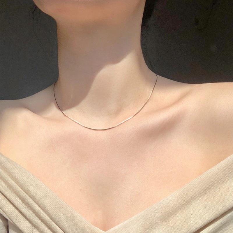 ネックレス レディース シルバー925 蛇骨チェーン チョーカー 個性的 クール 幾何学模様 白金色 ローズ..