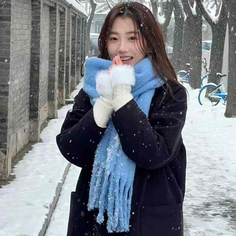 マフラー レディース 秋冬 韓国風 厚手 ショール ストール あったか 暖か 無地 ポリエステル 白 水色 ニュアンスカラー きれいめ かわいい 大人