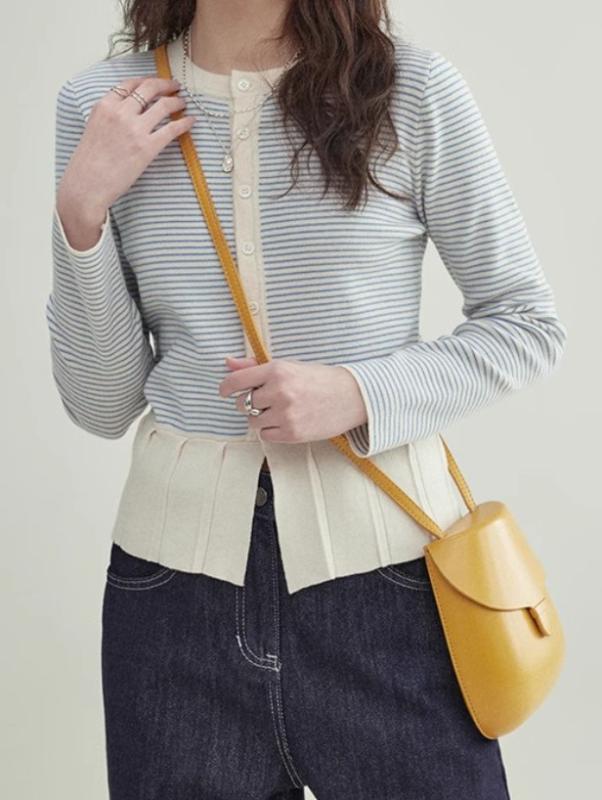 ニット レディース 春物 ストライプ 配色 切り替え プリーツ 長袖 トップス ラウンドネック コットン ..