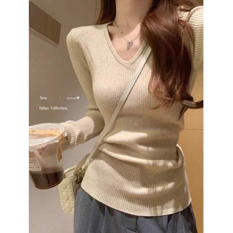 ニット レディース 春秋冬 Vネック プルオーバー トップス 韓国風 スリム 長袖 無地 ポリエステル 燕麦色 グレー 杏色 ブラック レッド カーキ 通勤