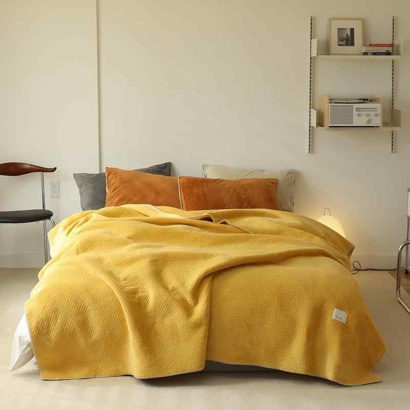 毛布 ブランケット ひざ掛け ポリエステル 秋冬 保温 無地 韓国 絨毛 あったか 寝具