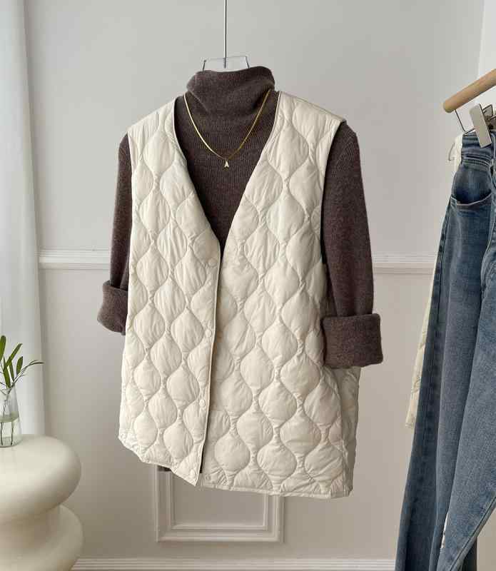 ベスト レディース ショート丈 丸首 アウター インナー 重ね着 ライトダウン 羽毛 杏色 米白色 熟鉱金 ブラック