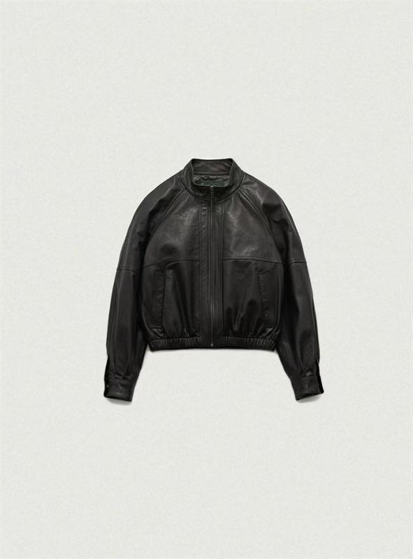 ・着丈: ショート(40cm < 着丈 ≤ 50cm)・襟の形: スタンドカラー・流行要素: ジッパー・色: ブラック・サイズ: フリーサイズ・スタイル: 日韓カジュアル・シルエット: ゆったり・袖丈: 長袖・袖のタイプ: レギュラー...