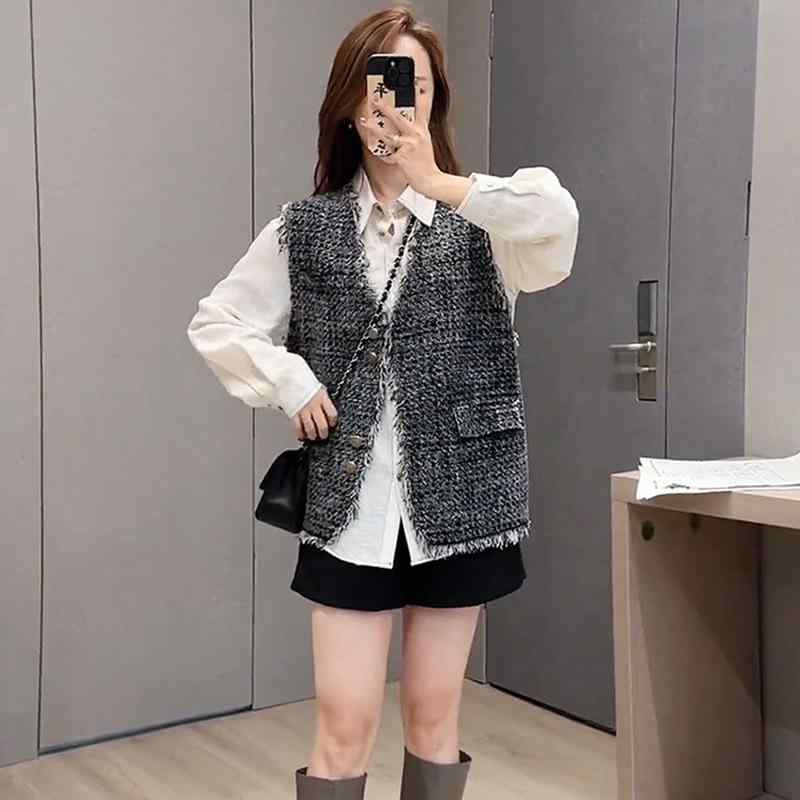 ベスト レディース シャンル風 フリンジ ニットベスト 小柄 ノースリーブ ショート丈 民族風 かわいい 灰色 秋冬