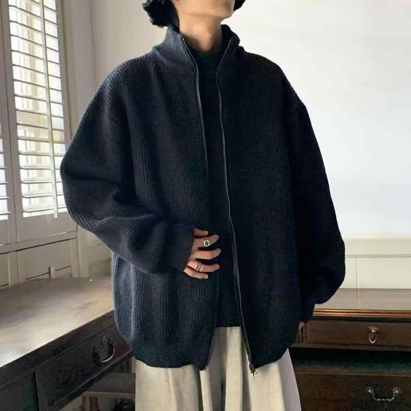 ・素材: 綿混紡・カテゴリ: ジャケット・スタイル: 韓国・対象: 青年・襟の形: 襟なし・フィット: レギュラー・フード: なし・厚さ: 普通・シーズン: 春秋・生地名: 綿混紡・主な生地成分: ポリエステル・着丈: レギュラー・着方: アウター・カラー: グレー, ブラウン, ブラック・サイズ: M, L, XL, 2XL, 3XL・対象年齢: 成人・性別: 男