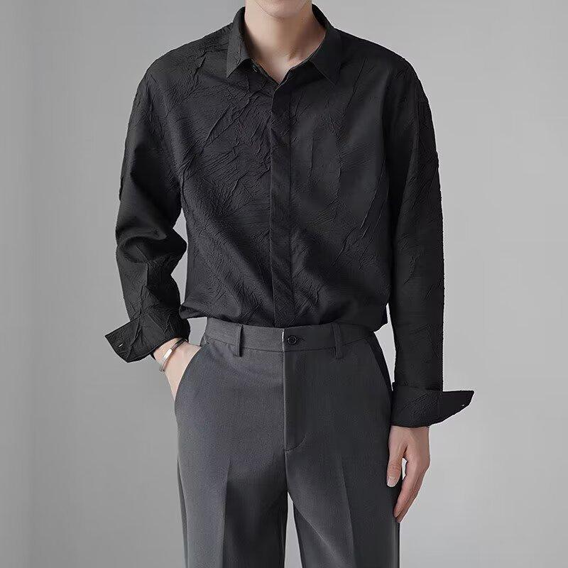 ・カテゴリ: シャツ・スタイル: 軽熟カジュアル・素材: ポリエステル繊維・柄: 無地・袖丈: 長袖・ネックライン: 襟付き・対象年齢: 成人・対象: 男性・フィット: レギュラー・カラー: ホワイト、ブラック・サイズ: M、L、XL、2XL、3XL・厚さ: 普通・誤差範囲: 1-3cm・ディテール: ジャカード・シーズン: オールシーズン